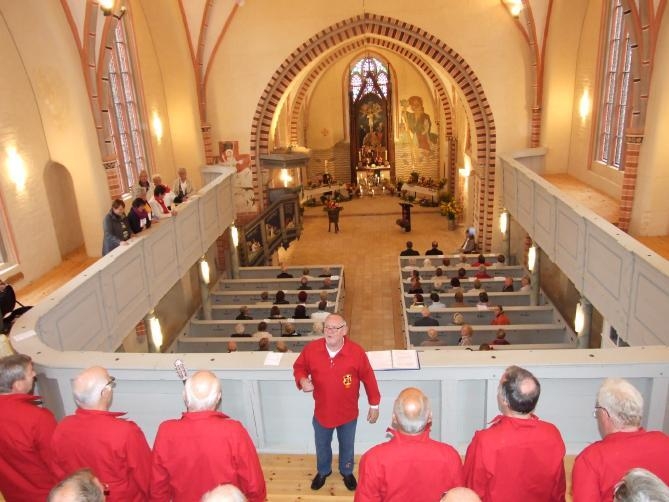 Bild: Auftritt in Kröpelin Partnerstadt der Gemeinde Hude