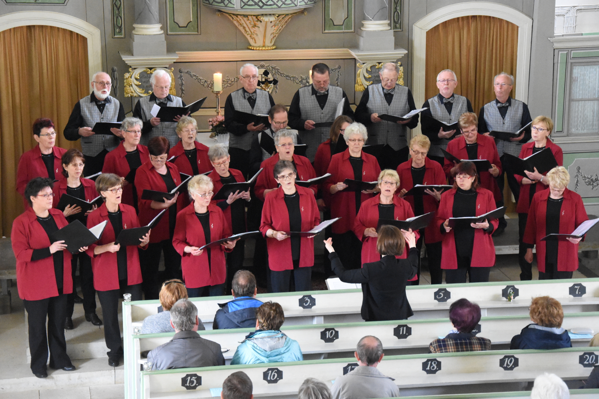 Bild: 07 05 17 Sornzig Blütenfest