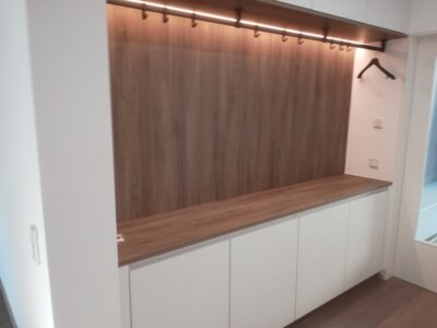 Vorschaubild: Garderobe