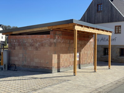 Vorschaubild: DH 2025-03: Dach auf Grillhaus fertig