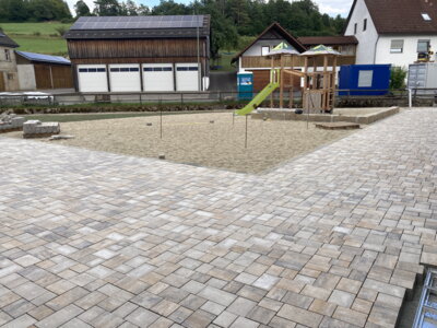 Vorschaubild: DPl 2024-07-18: Pflasterarbeiten
