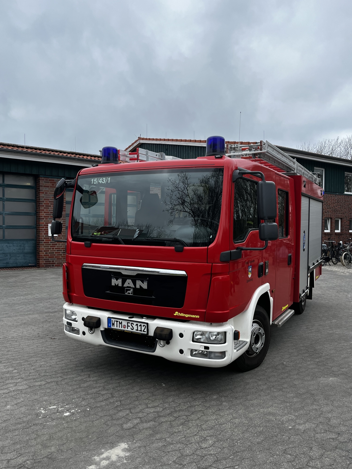 Foto @Eric Clau&szlig;en  (Bild vergr&ouml;&szlig;ern)