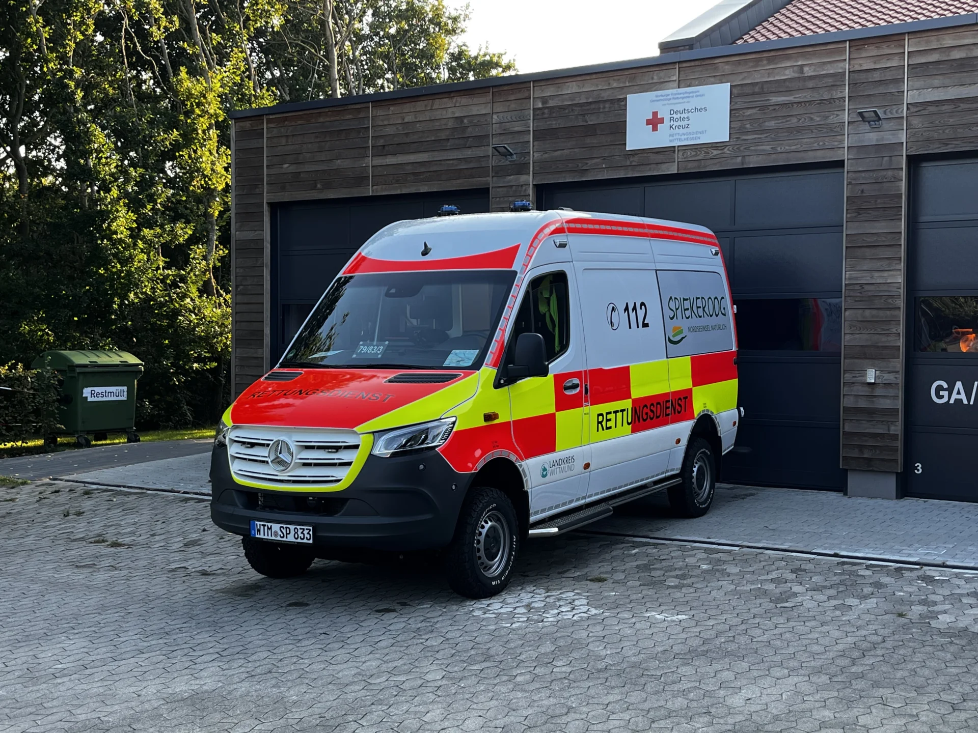 Foto @Eric Clau&szlig;en  (Bild vergr&ouml;&szlig;ern)