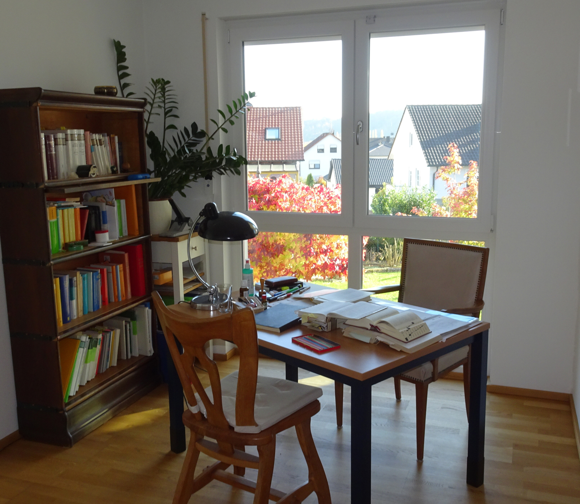Besprechung 1  (Bild vergr&ouml;&szlig;ern)