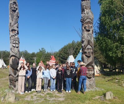 Vorschaubild: Wir im Indianerdorf am Dienstag