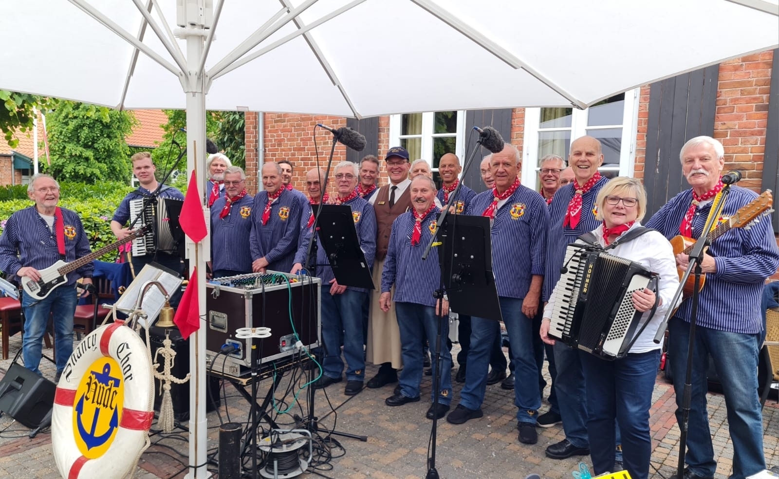 Bild: Himmelfahrt 2025 beim Matjesessen bei der Klosterschänke