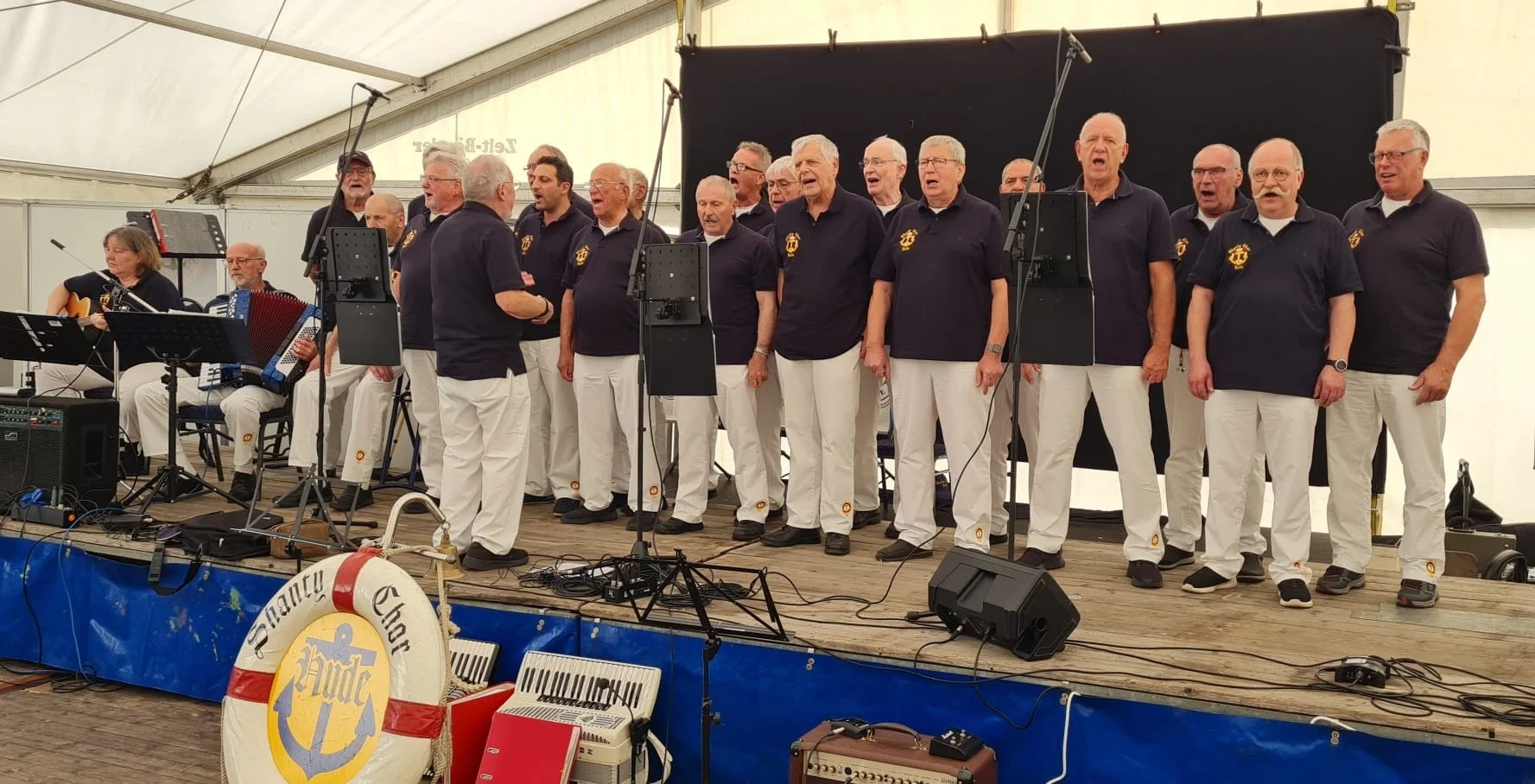 Bild: 21.09.2025. Herbstmakt in Hagen im Bremischen; Shantyfestival Loxstedt