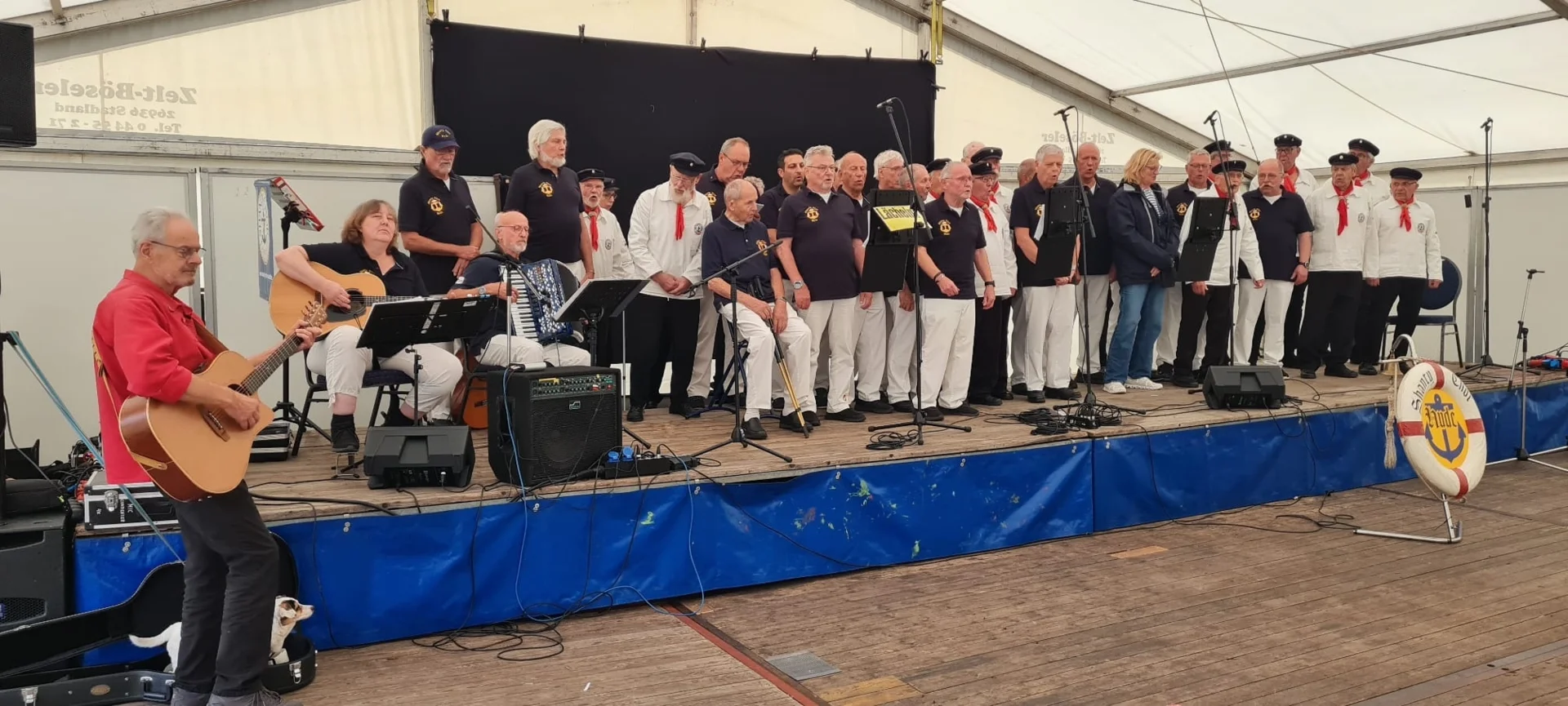 Bild: 21.09.2025. Herbstmakt in Hagen im Bremischen; Shantyfestival Loxstedt