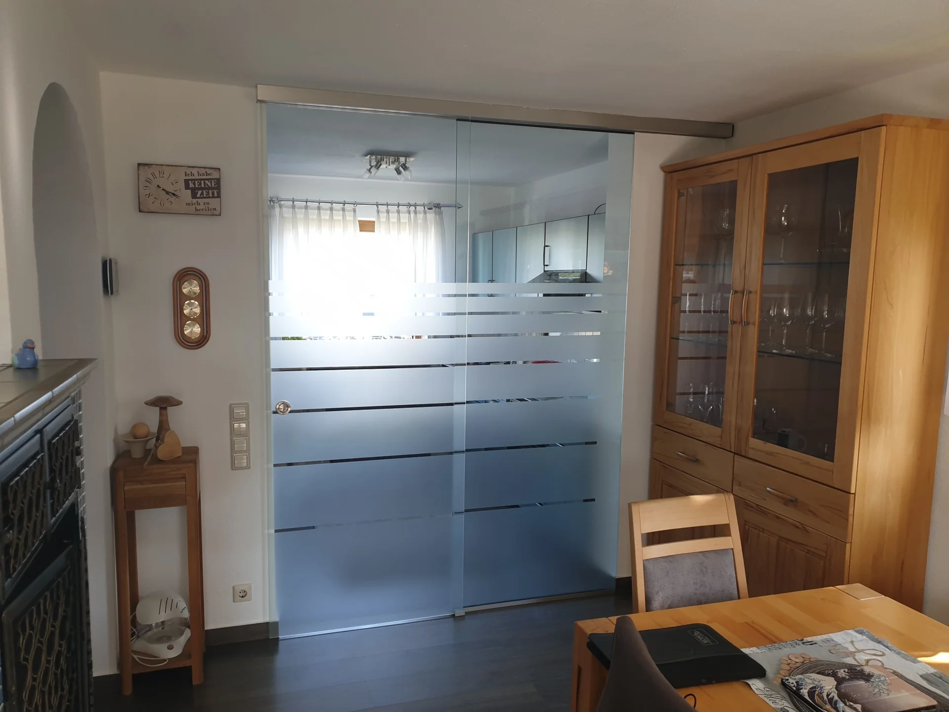 Schiebet&uuml;re  (Bild vergr&ouml;&szlig;ern)