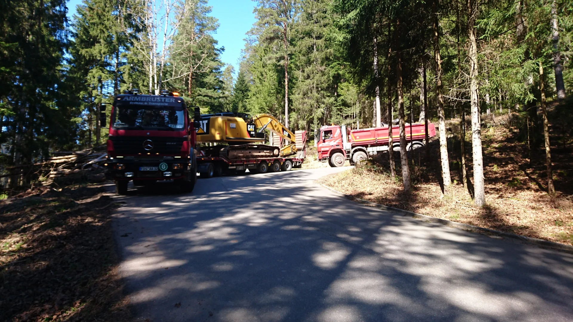 Foto der Galerie: Bau – und Forstmaschinentransport