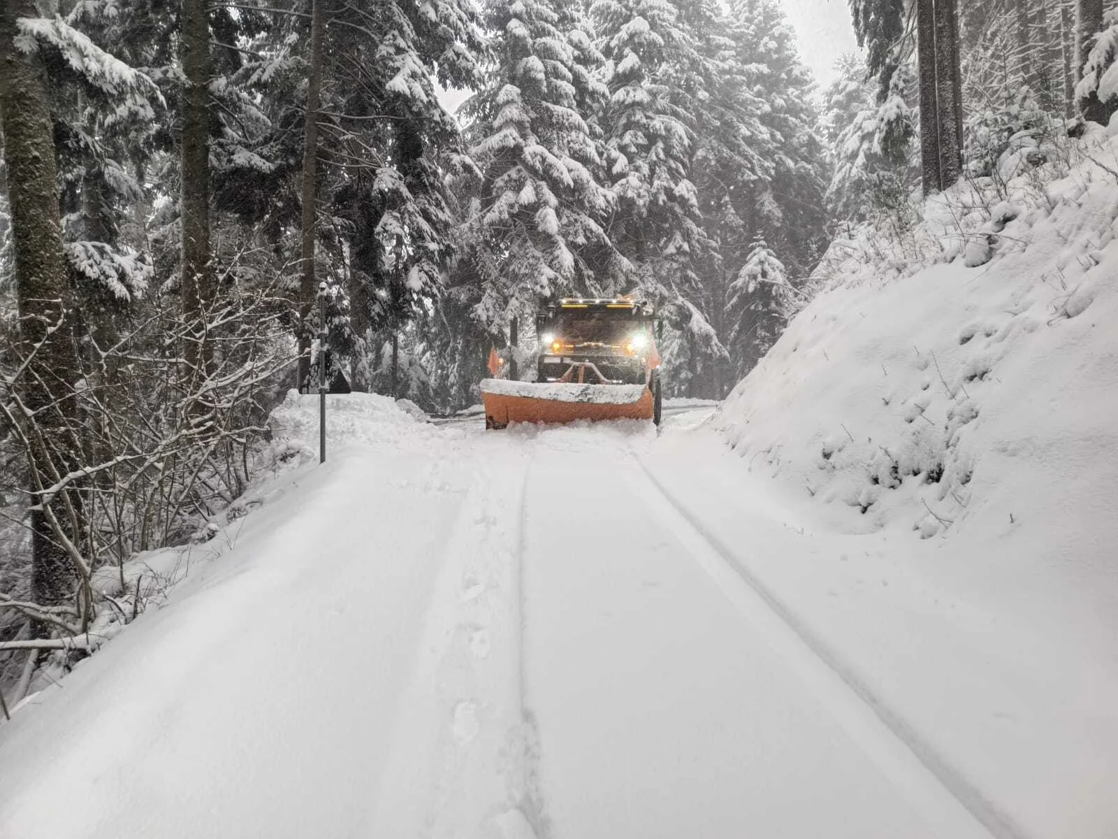 Zur Galerie: Winterdienst