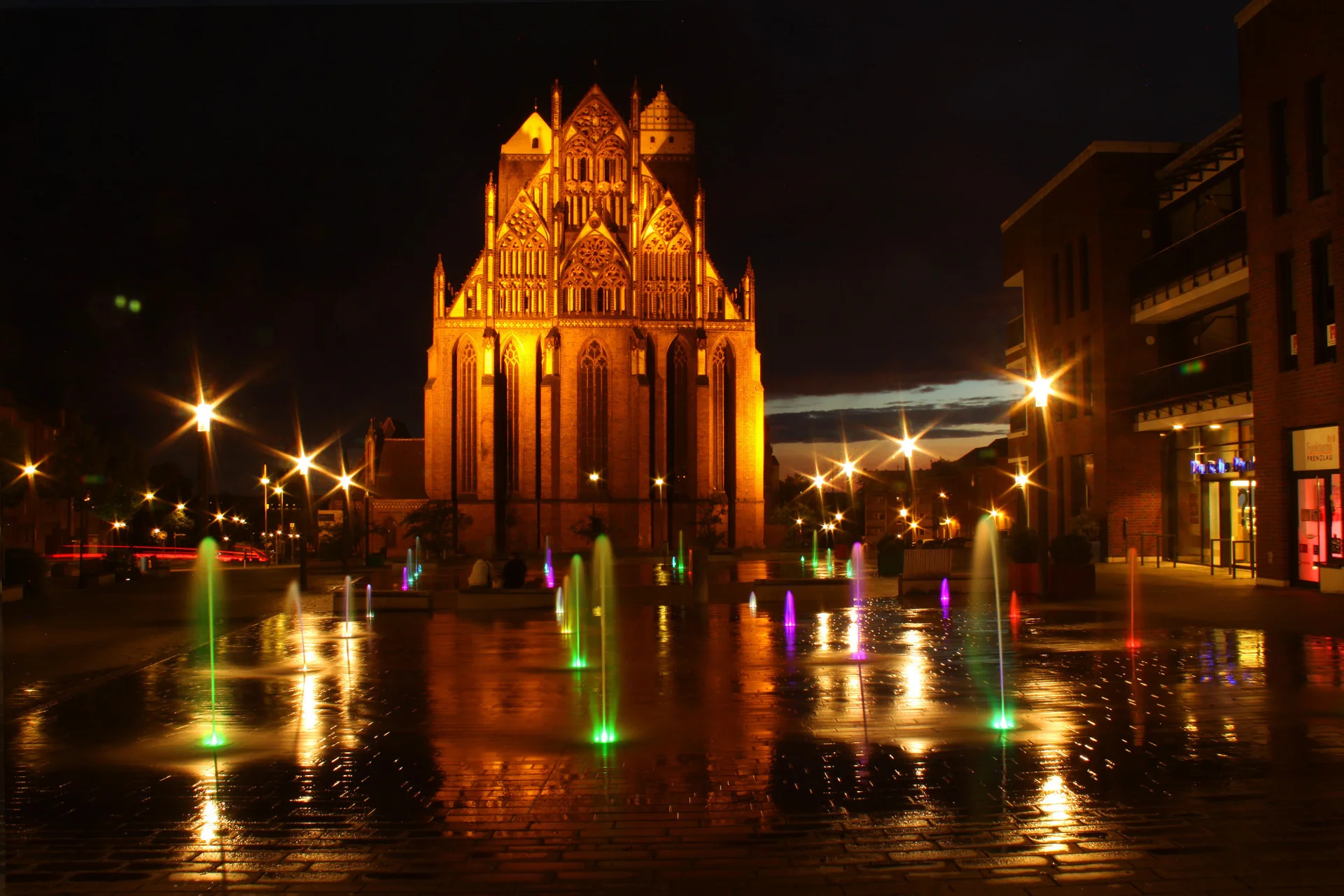 10 Uhlig Marktplatz  (Bild vergr&ouml;&szlig;ern)