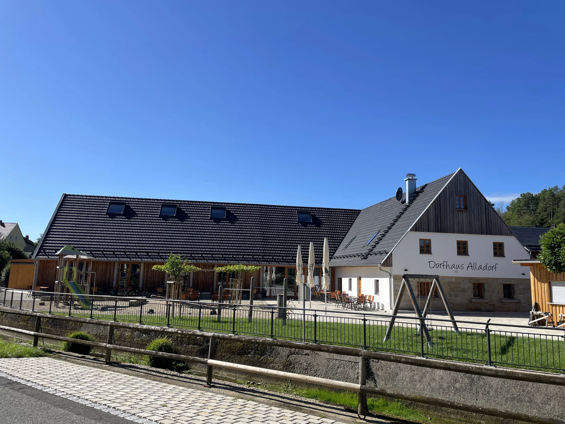 Bild: DH-EINW - Dorfhaus Alladorf