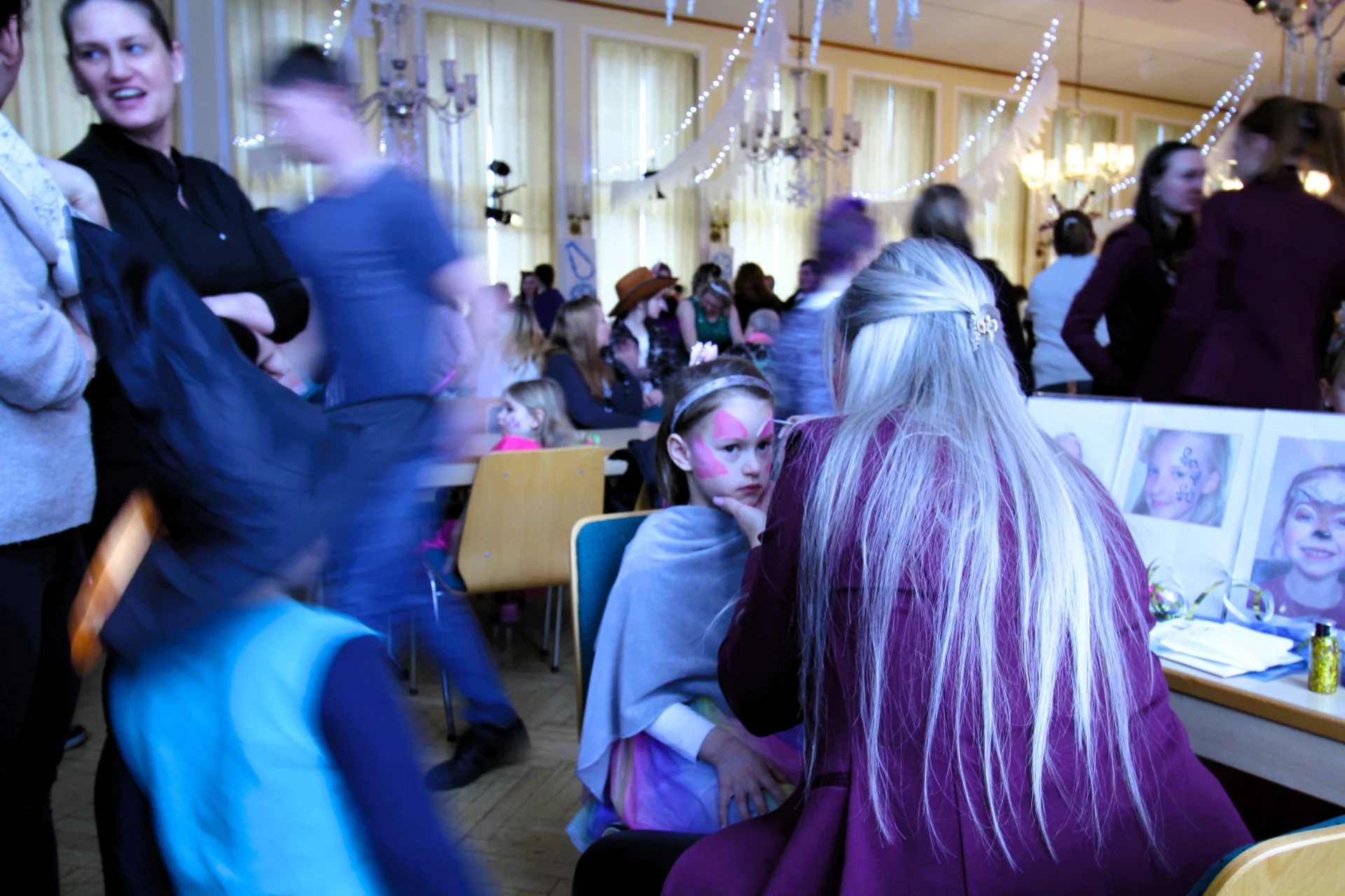 2 (19)  (Bild vergr&ouml;&szlig;ern)