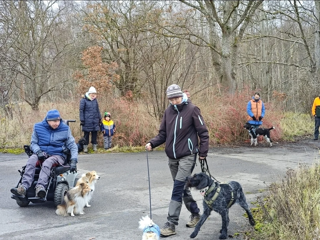 durch Tutow zum  (Bild vergr&ouml;&szlig;ern)