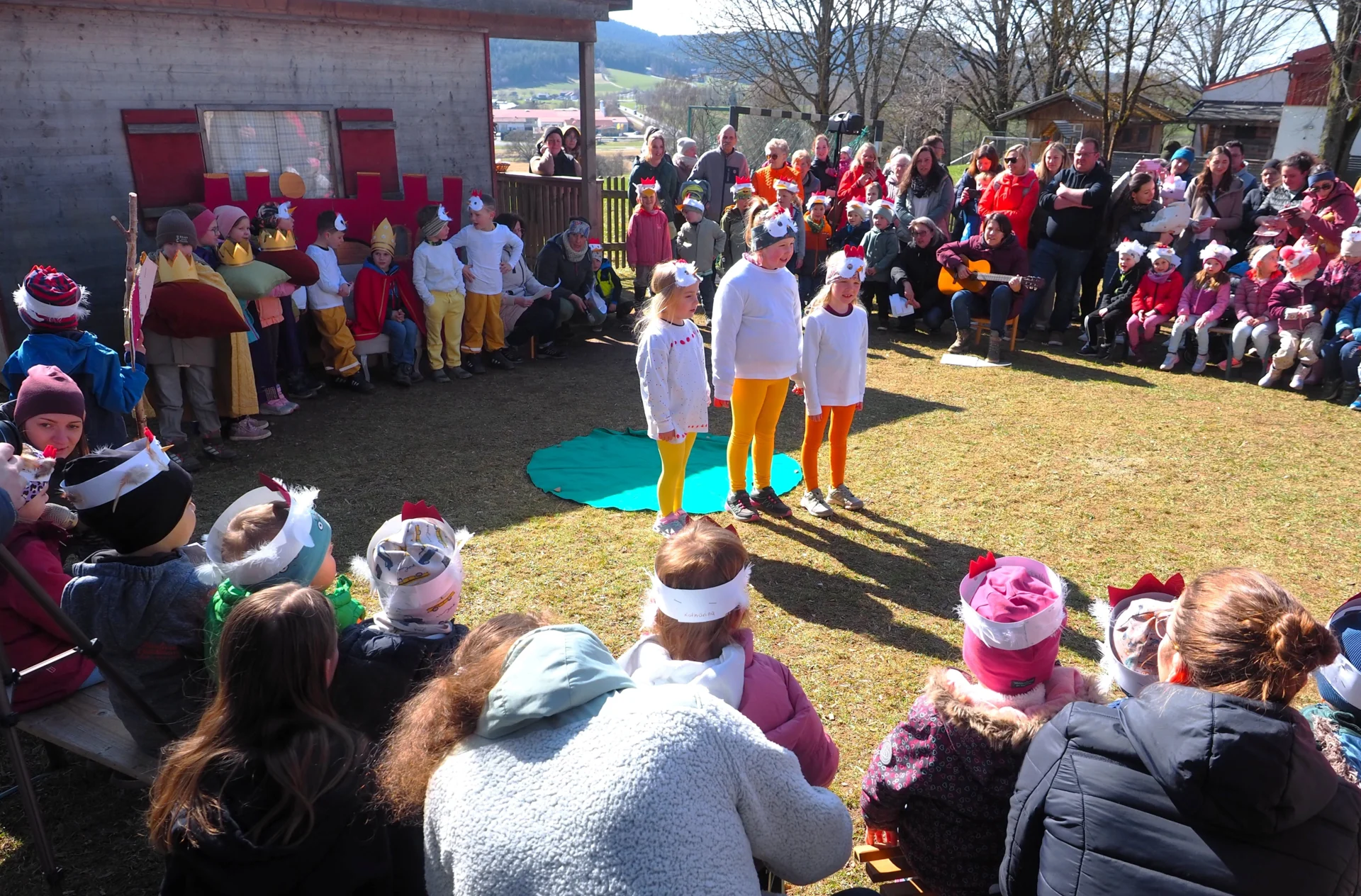 Foto der Galerie: Ein voller Erfolg:  Osterfest der Kindertagesstätte St. Josef