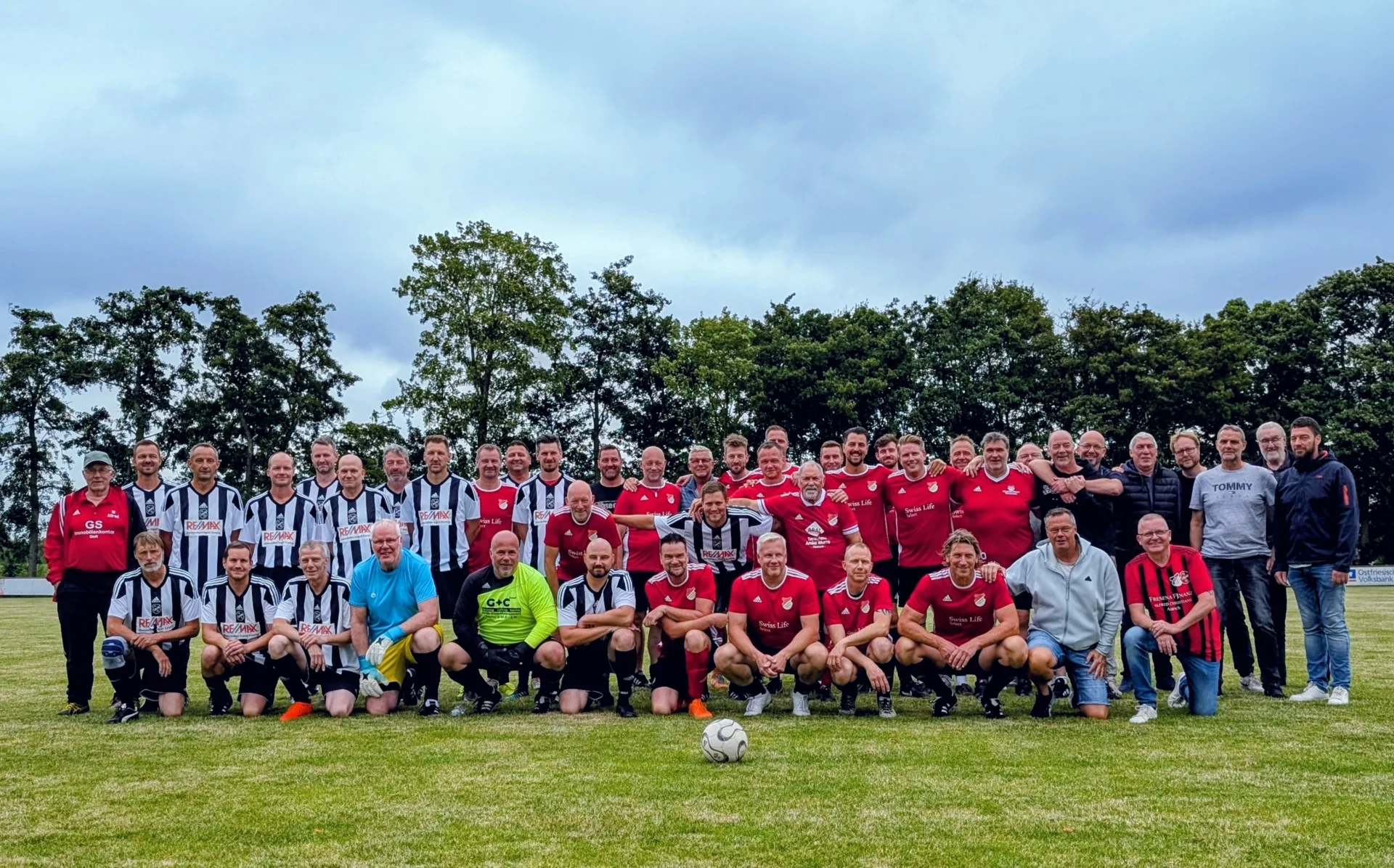 Bild: Ehemalige 1. Herren Spieler vs. Auswahl Ü45 Endstand: 5:9