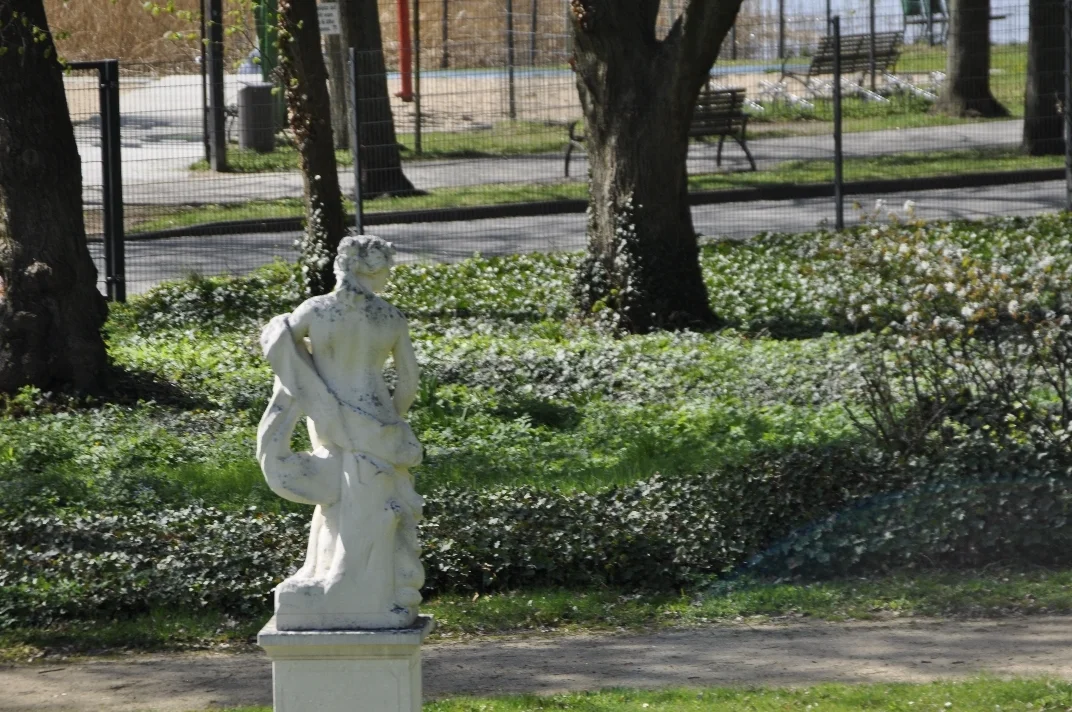 06 DSC1836  (Bild vergr&ouml;&szlig;ern)