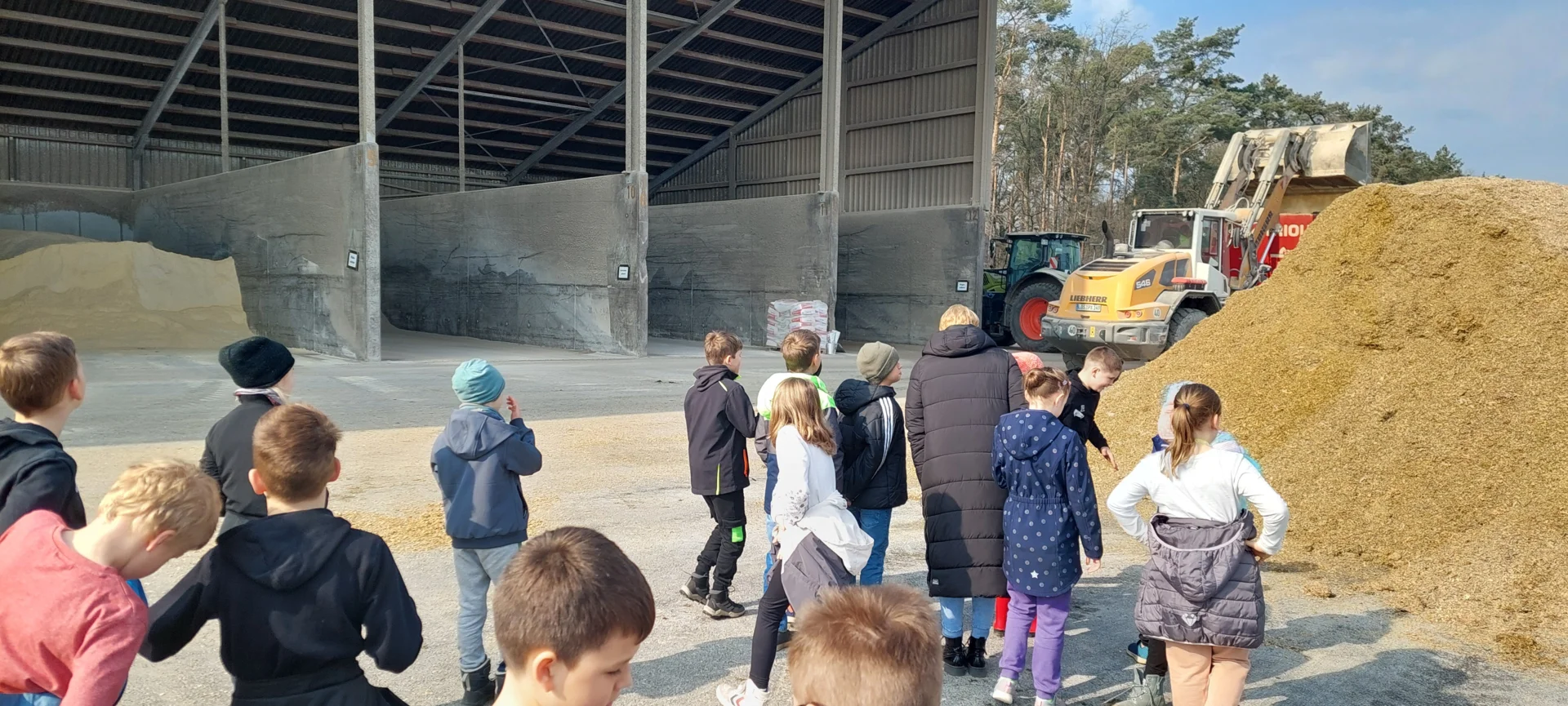 Bild: Besuch der Milchviehanlage 2025