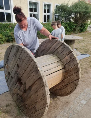 Vorschaubild: das wird einer von vier Spieletischen.
