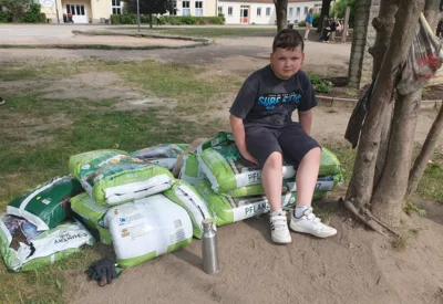Vorschaubild: Bewachen der Erdsäcke. Oder eher Pause?