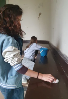 Vorschaubild: vom Staub befreit werden die Wege