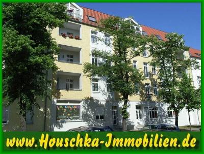 Wohn- und Geschäftshaus André-Pican-Straße 18