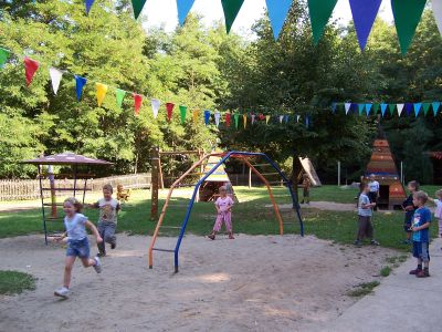 Vorschaubild Integrative Kindertagesstätte Teuchern "Haus der kleinen Waldgeister"