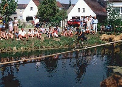 Hier findet das seit Jahrzehnten traditionelle Teichfahren statt. 