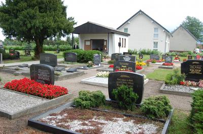Friedhof mit Trauerhalle in Libbesdorf