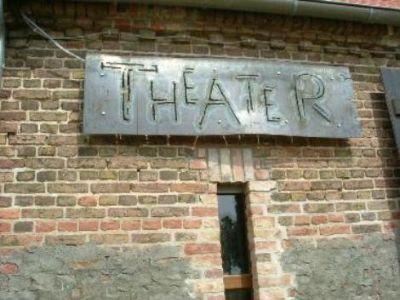 Vorschaubild Theater "Tiefste Provinz"