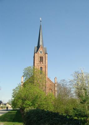 Evangelische Kirche (Backsteinkirche aus dem Jahr 1867)