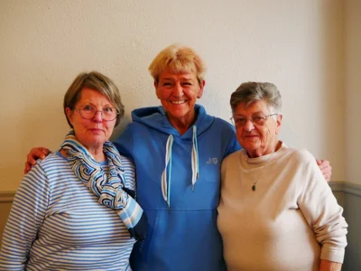 Foto: Rolandstadt Perleberg | Der neue Vorstand des Seniorenbeirates: Sabine Brecht (Vorsitzende/Mitte) und die beiden Stellvertreterinnen Christa Bracklow (links) und Gabriele Jahnke (rechts).