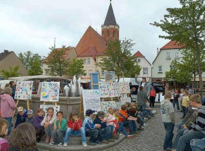 Foto zu Meldung: Mit einem Handdruck kann jeder zum K&uuml;nstler werden