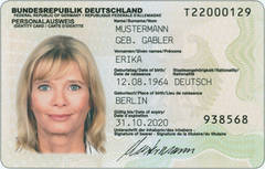 Foto zu Meldung: Einf&uuml;hrung des neuen Personalausweises ab 1. November 2010