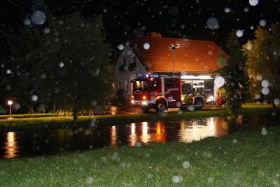 Foto zu Meldung: Feuerwehr nach Dauerregen im Nachteinsatz