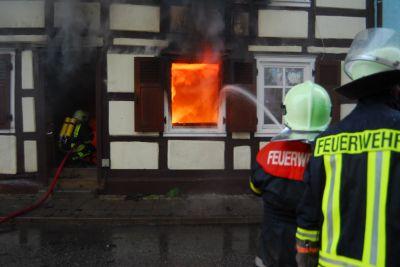 Vorschaubild zur Meldung: Soforthilfe für Brandopfer: Wohnung bereitgestellt - MAZ-Aktion 'Sterntaler' unterstützt mit 1000 Euro