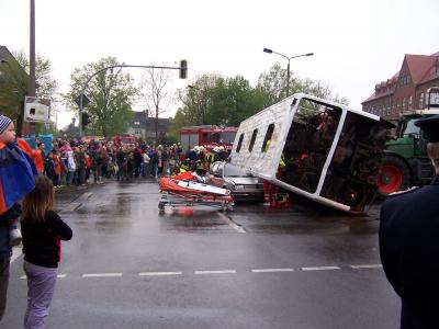 Foto zu Meldung: Gro&szlig;er Crash auf der Calauer Ampelkreuzung