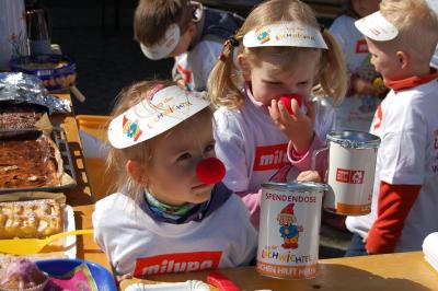 Foto zu Meldung: Calauer Lachwichtel sammeln Spenden 