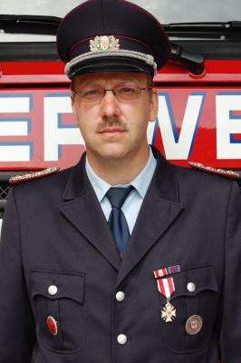 Foto zu Meldung: Landesorden f&uuml;r Feuerwehrmann Torsten Wagner aus Calau 