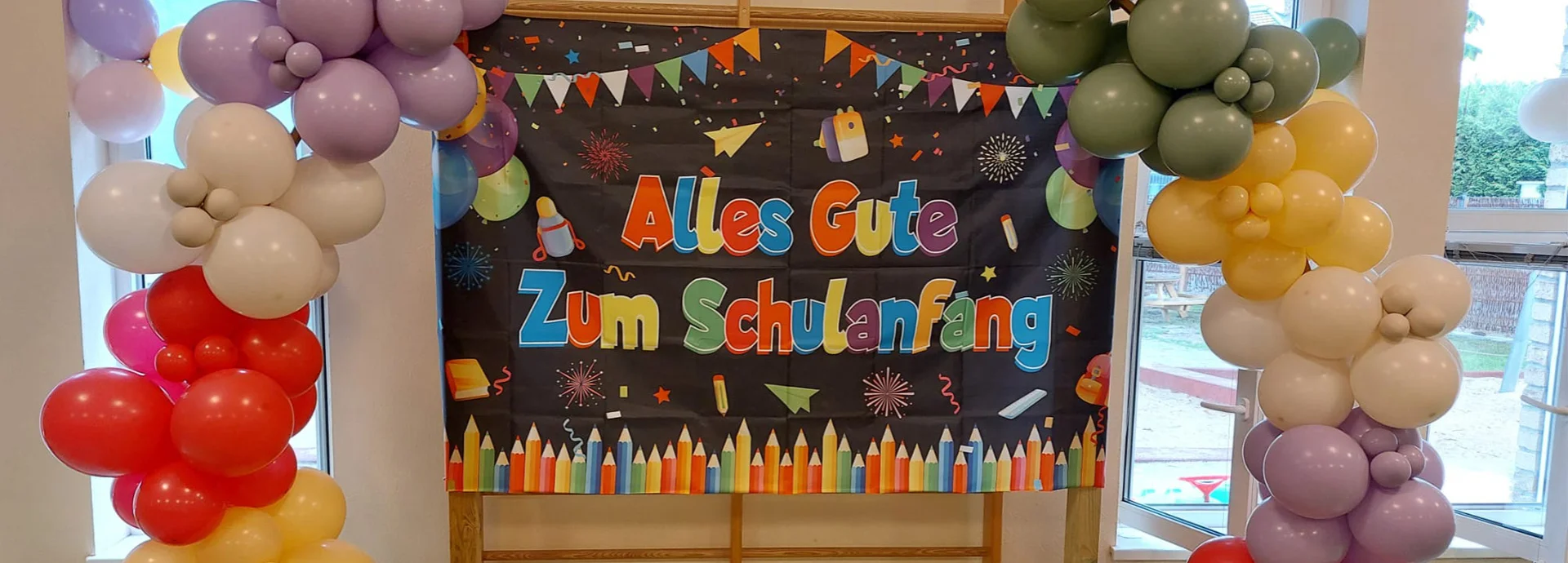 Schild Schulanfang