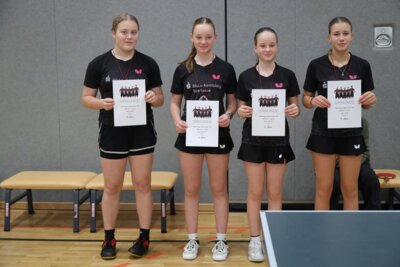 Siegerehrung U15 Mädchen: v.l. Angelina Barth, Jasmin Lehmann, Joann Lehmann, Lara König (Foto: Tobias Heinze)
