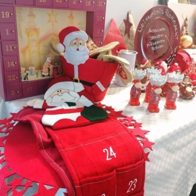 Foto zur Meldung: Adventsflohmarkt im HdB