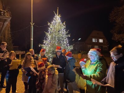 Der Jugendclub Göhlen sorgte in Göhlen wieder für einen tollen Start in die Weihnachtszeit.