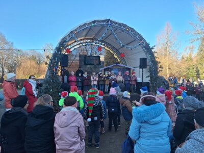 Weihnachtsprogramm zum Weihnachtsmarkt