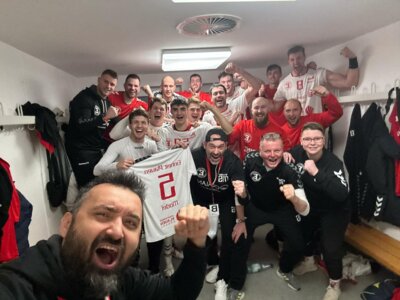 Einheit gewinnt Westsachsen-Derby