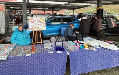 WPU-Flex spendet Flohmarkterlös an die Glinder Tafel (Bild vergrößern)