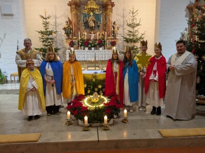 Sternsinger sind wieder unterwegs (Bild vergr&ouml;&szlig;ern)