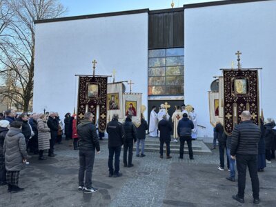 У Мюнхені відкрили Ювілейні двері (Bild vergr&ouml;&szlig;ern)
