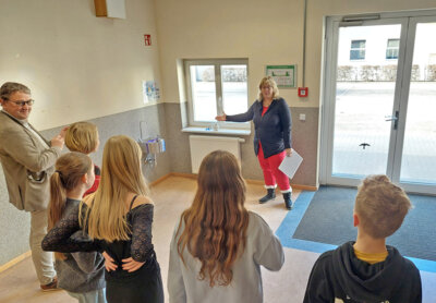 Foto zur Meldung: Wasserspender für Groß Machnower Grundschule